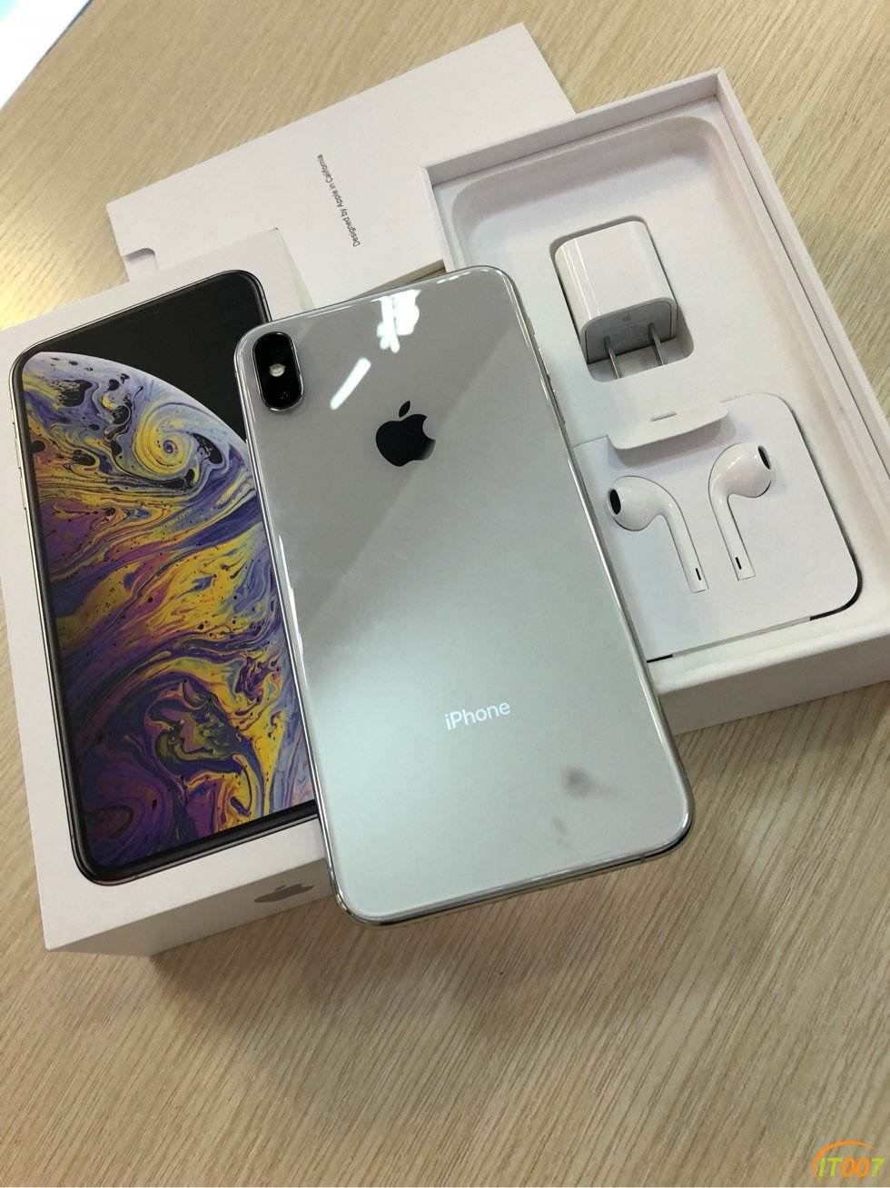 苹果xs外版与国行苹果iphonexs相当于苹果几代机-第2张图片-太平洋在线下载