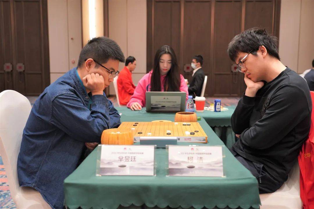 华为手机荣耀八怎么样
:围甲联赛：柯洁输棋深圳无缘总决赛 开封、清一遗憾降级-第4张图片-太平洋在线下载