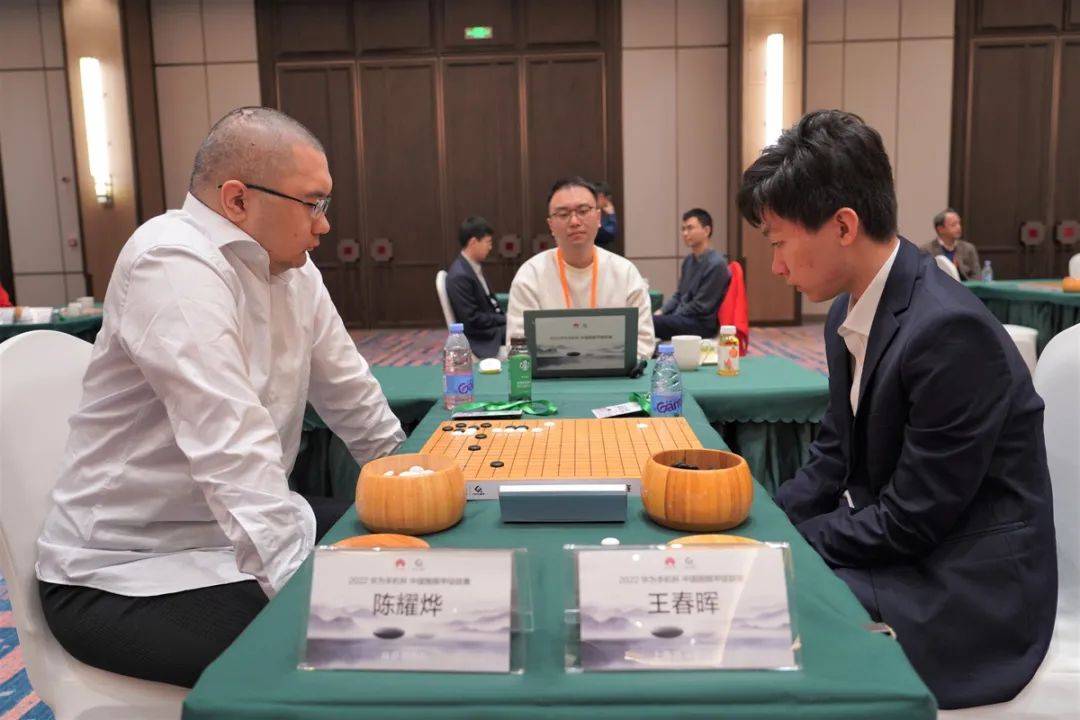 华为手机荣耀八怎么样
:围甲联赛：柯洁输棋深圳无缘总决赛 开封、清一遗憾降级-第6张图片-太平洋在线下载