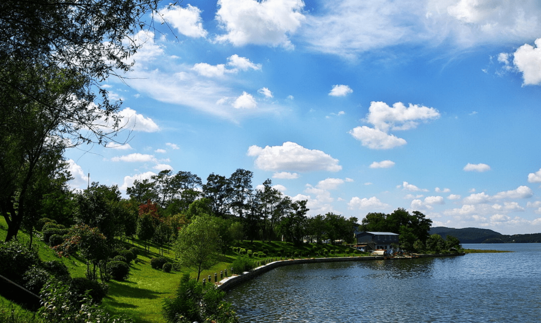 贪吃蛇的冒险旅行苹果版:出去溜达心情好的句子（旅游心情的唯美句子）-第2张图片-太平洋在线下载