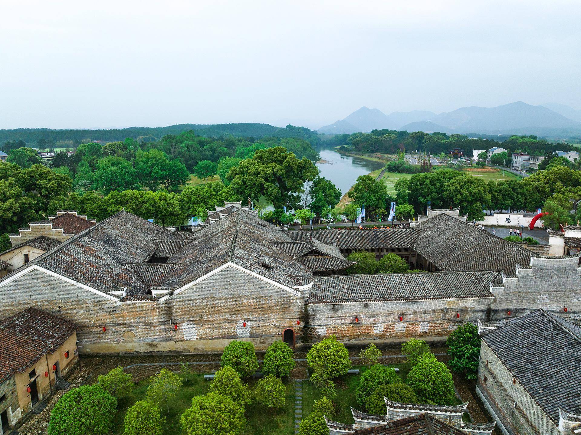 中至吉安苹果版:短暂的吉安之旅-第22张图片-太平洋在线下载