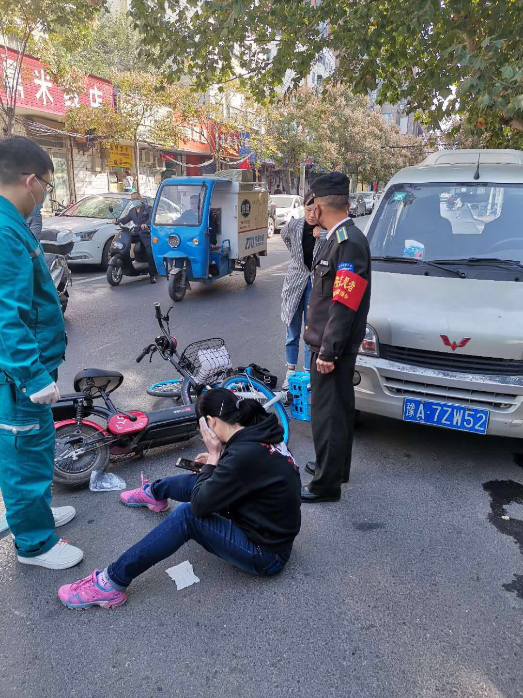 大河客户端女子感冒师问大河客户端电脑版-第1张图片-太平洋在线下载